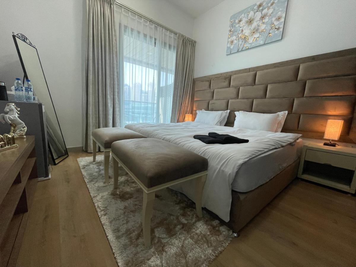 Private Gorgeous Room With Marina View With Shared Kitchen In Shared Apartment Dubai Eksteriør bilde